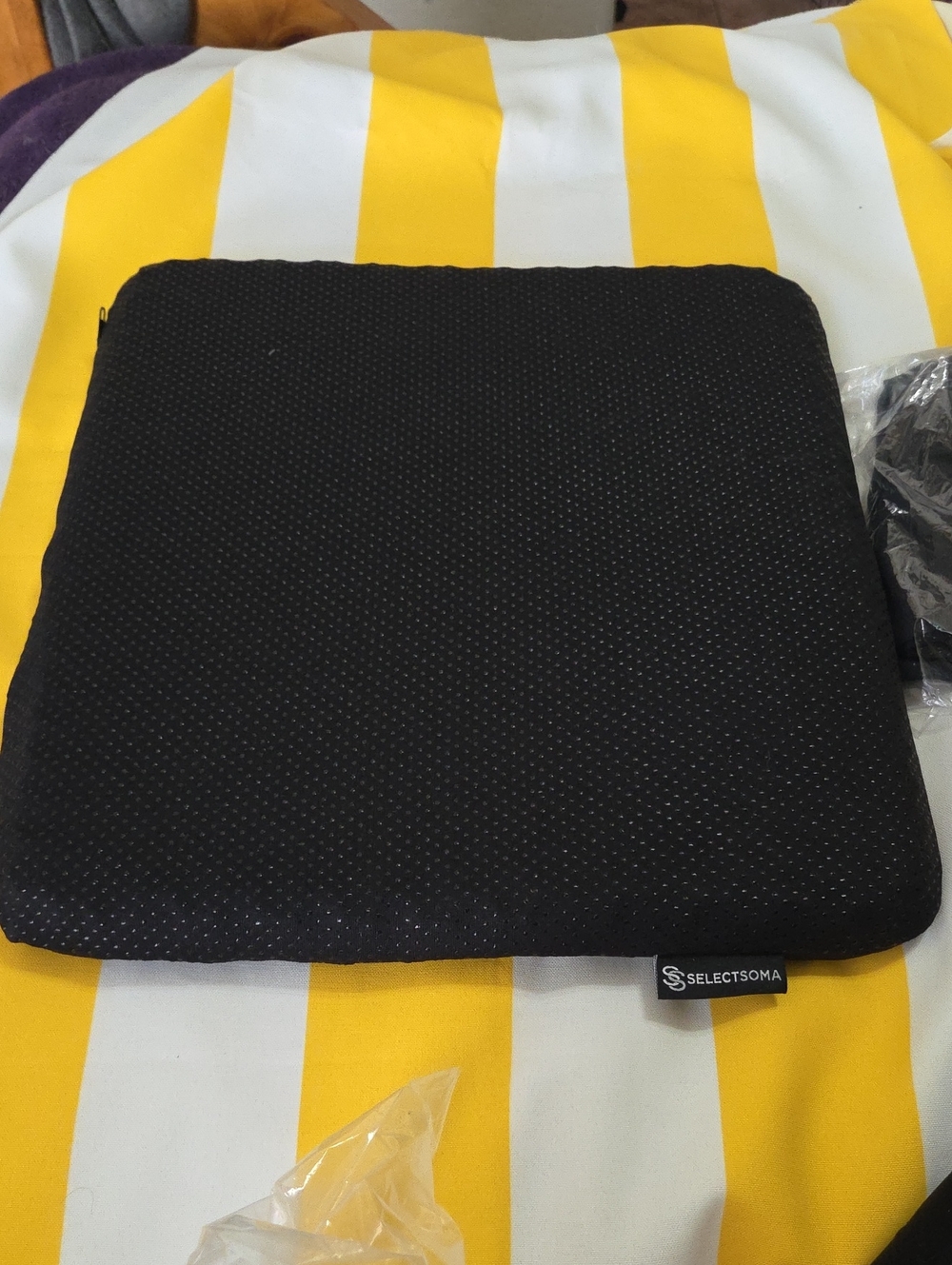 SelectSoma Seat Cushion Black + Extra Replacement Cover New Open Bag